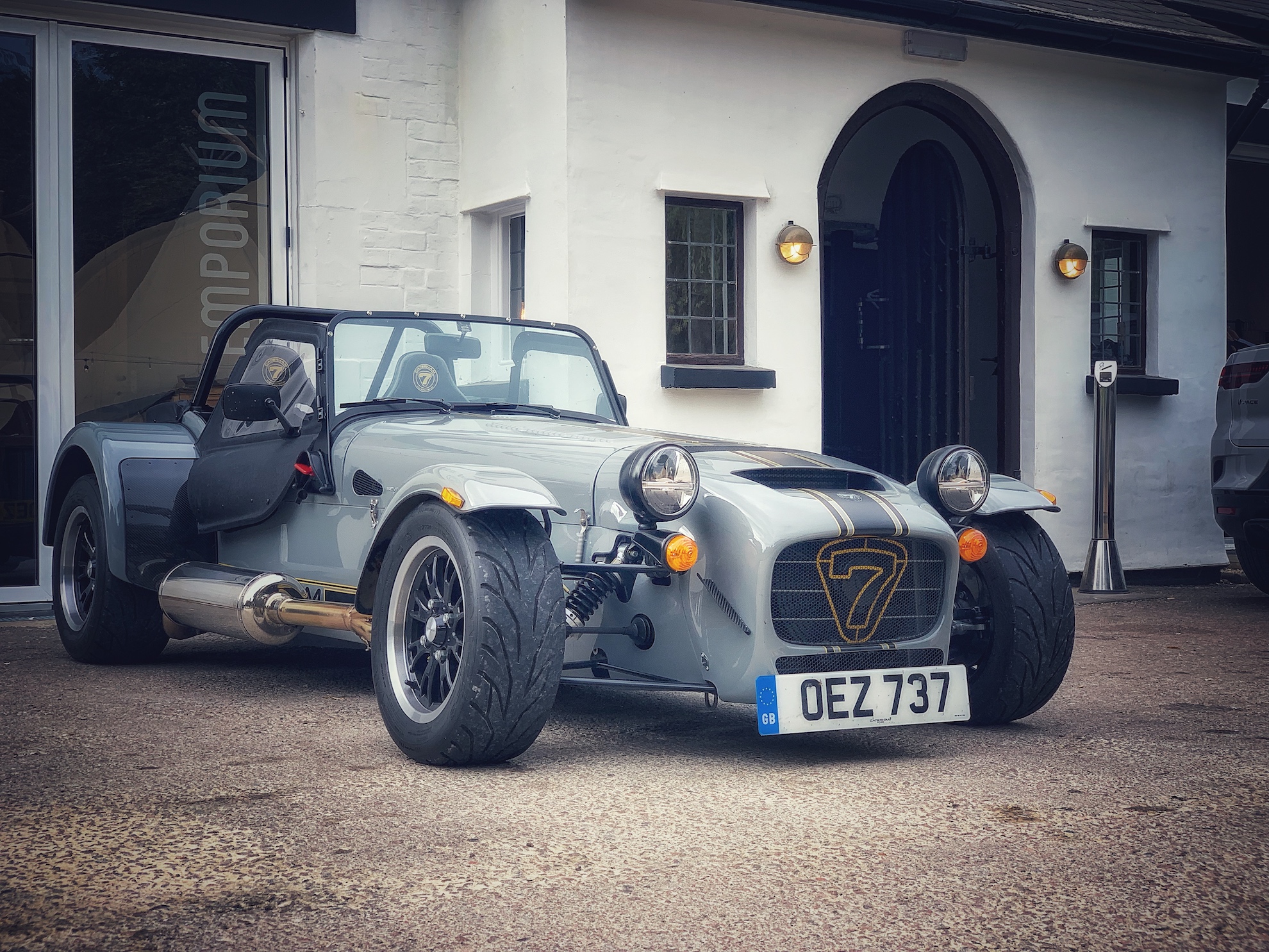 Caterham 620r. Oof! LightSpeed.